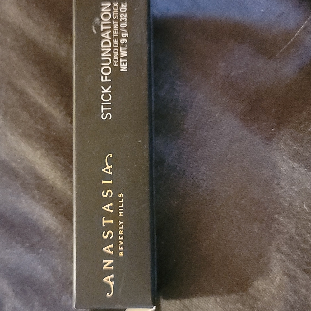 Anastasia stick foundation